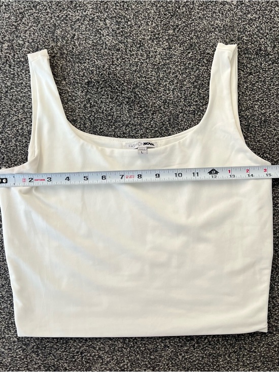 Fashion Nova White Scoop Neck Cropped Tank - Picture 5 of 5